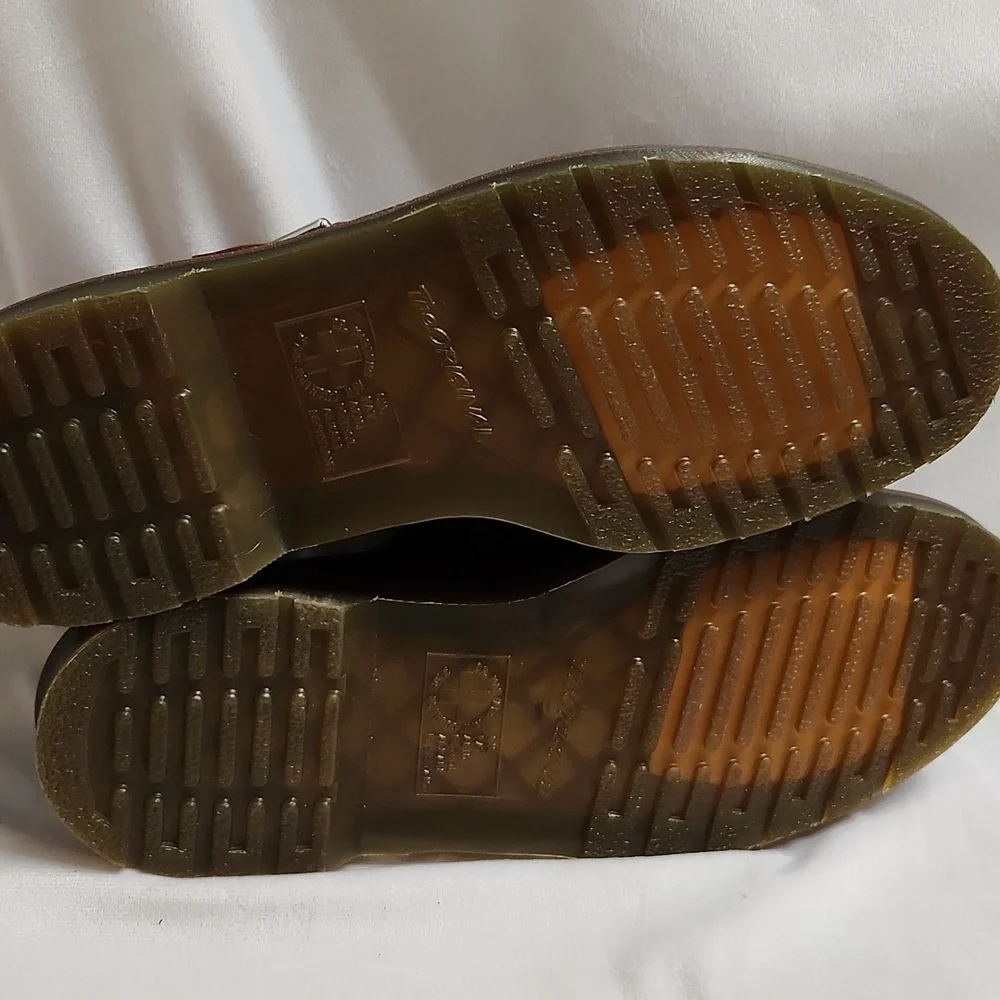 Dr. Martens Polley Mary Jane Leather Shoe (W Size 11) - Picture 11 of 13